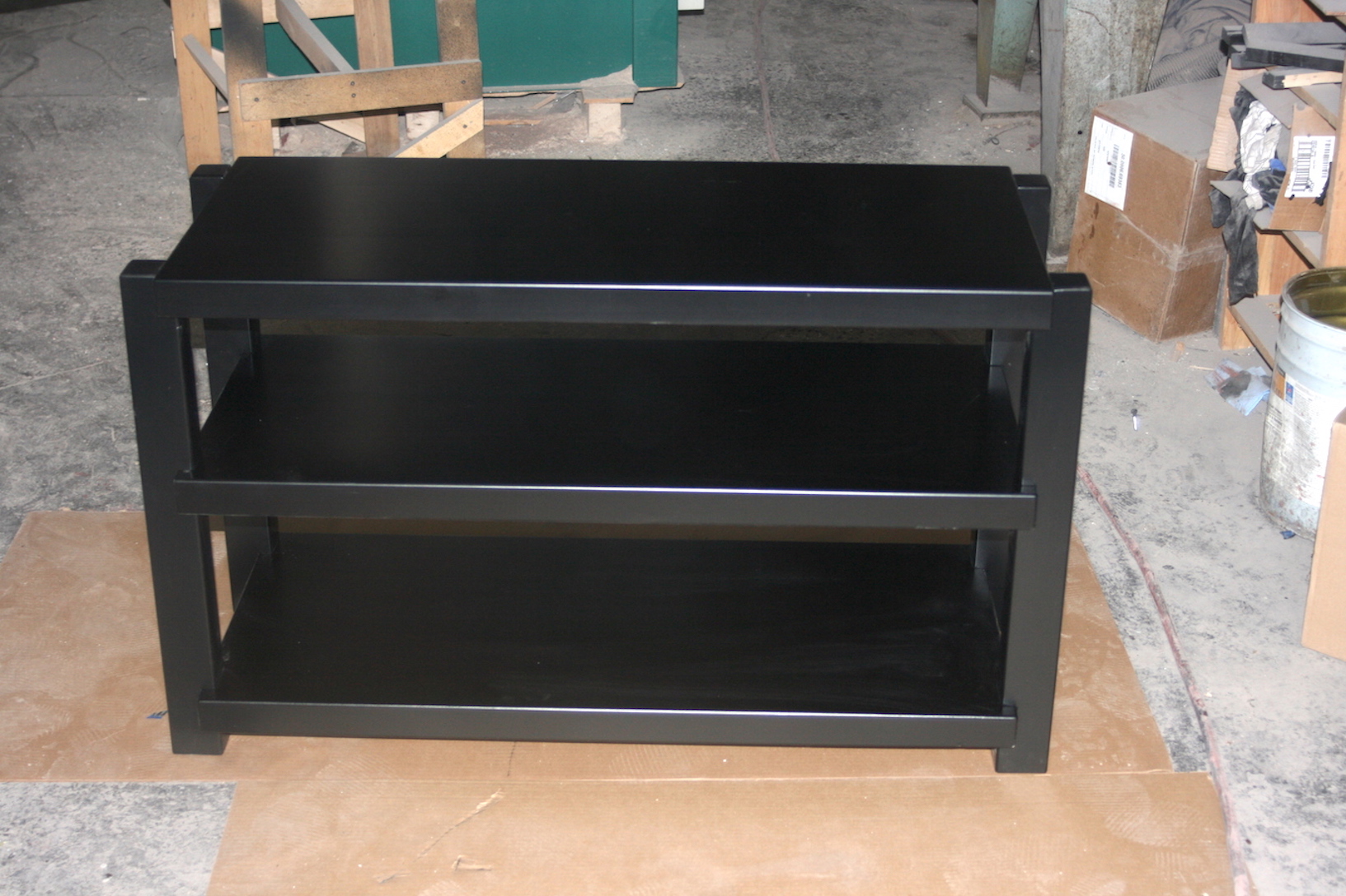 MAPLE Stereo Rack with Black Satin Lacquer Finish