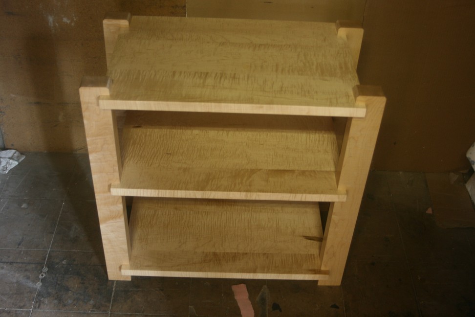TIGER MAPLE Stereo Rack 