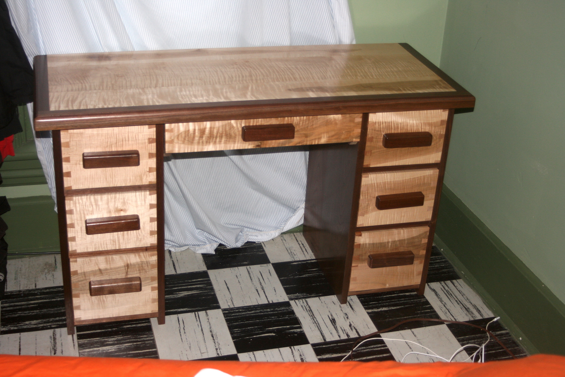 Tiger Maple with Walnut Dovetail Desk