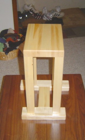 Maple Speaker Stand