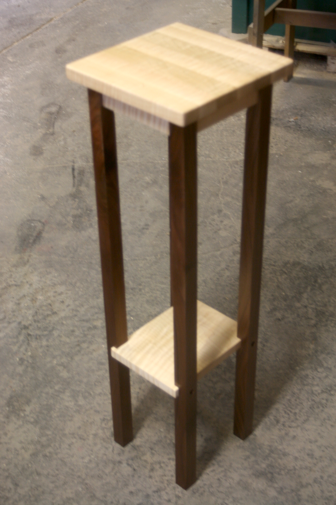 Tall Tiger Maple with Walnut Posts Plant/Speaker Stand